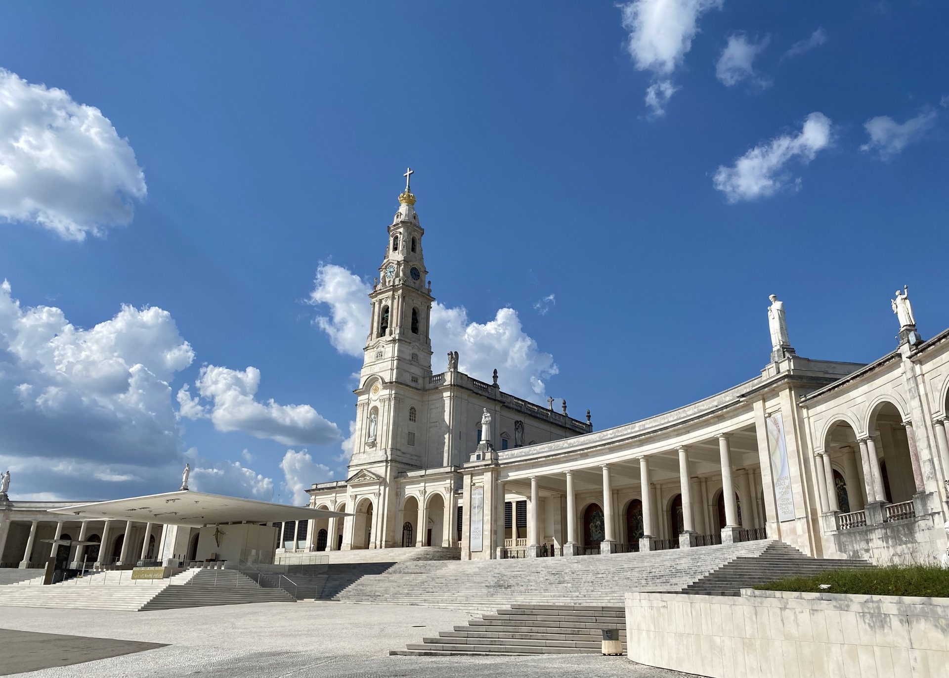 Basilica of Our Lady of the Rosary, Fátima